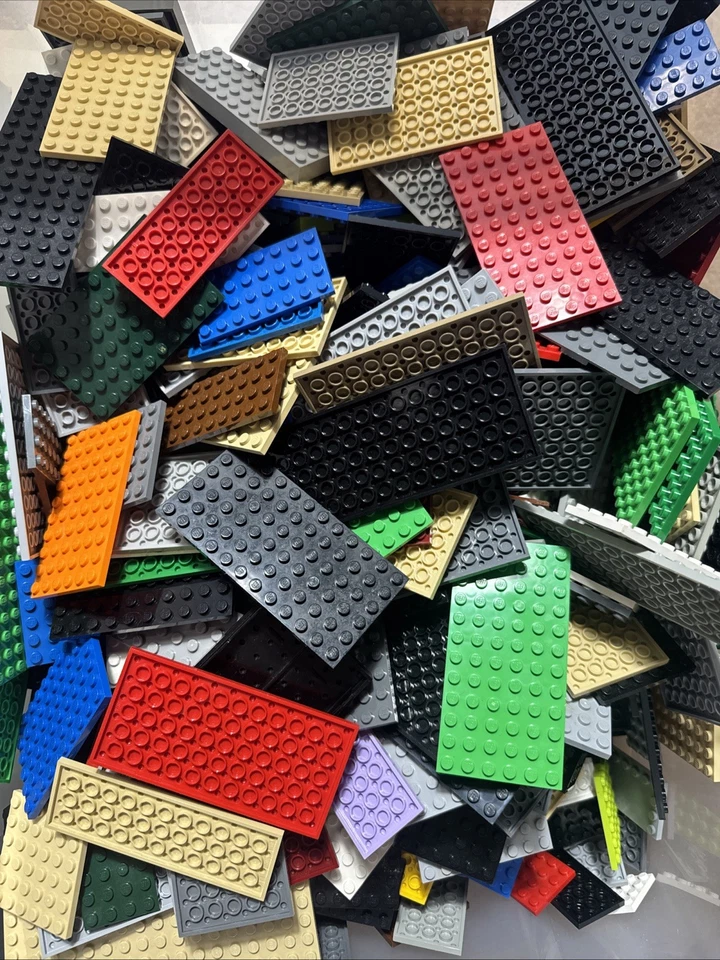 Оптовый лот плоских пластин LEGO 4x4 4x6 4x8 6x6 6x12 16x16 50 деталей - Изображение 2 из 2