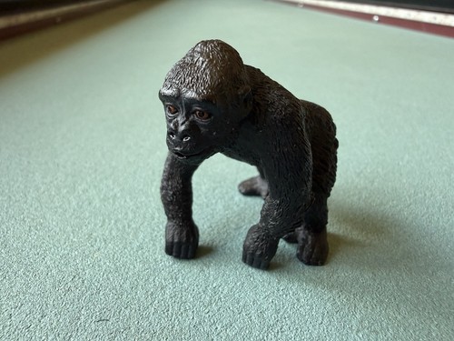 SCHLEICH 14663 Baby Silverback Gorilla Figure 2011 Wildlife Safari RETIRED Toy
