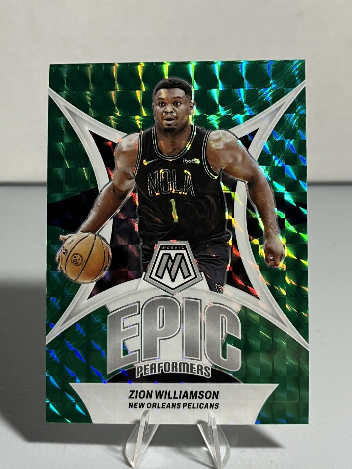Zion Williamson 2023-24 Panini Mosaic Epic Performers Green Mosaic Prizm #10
