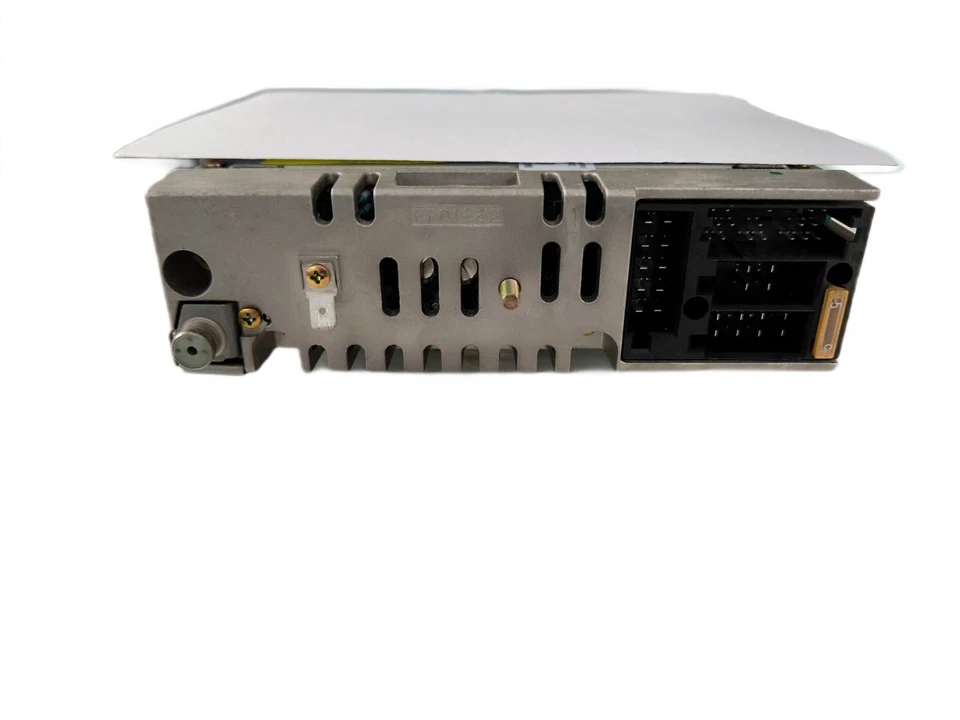 Audi Concert A3 A4 A6 A8 L: 22 cm Radio ( Opt. Bluetooth ) Matsushita Autoradio - Bild 2 von 2