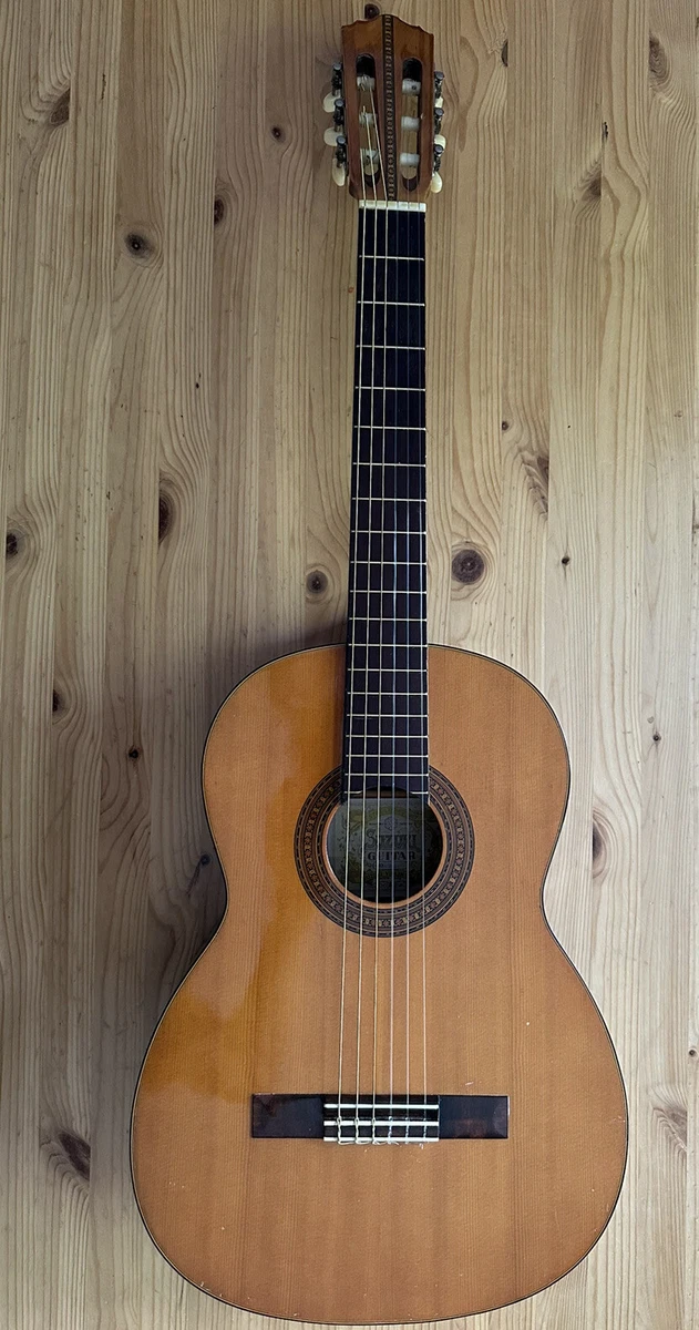 Vintage Suzuki Model 700 Classical Guitar Good Condition Great Playing And Tone