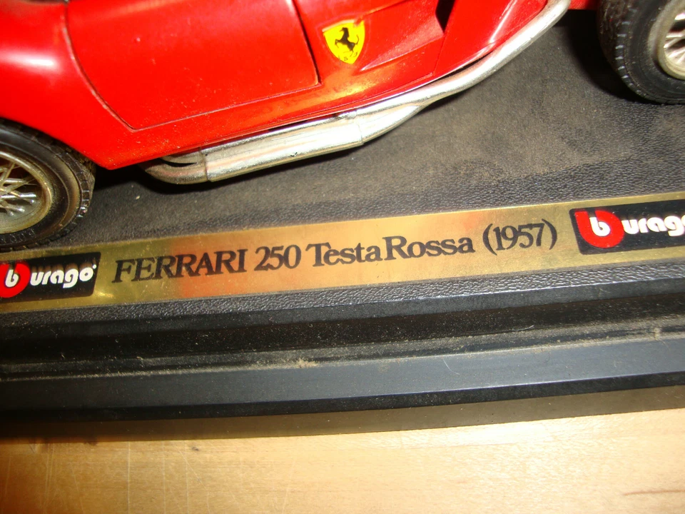 Ferrari 250 Testa Rossa 1957 vintage 1:24 Bburago Burago hecho en Italia #1507 Foto 4 de 4