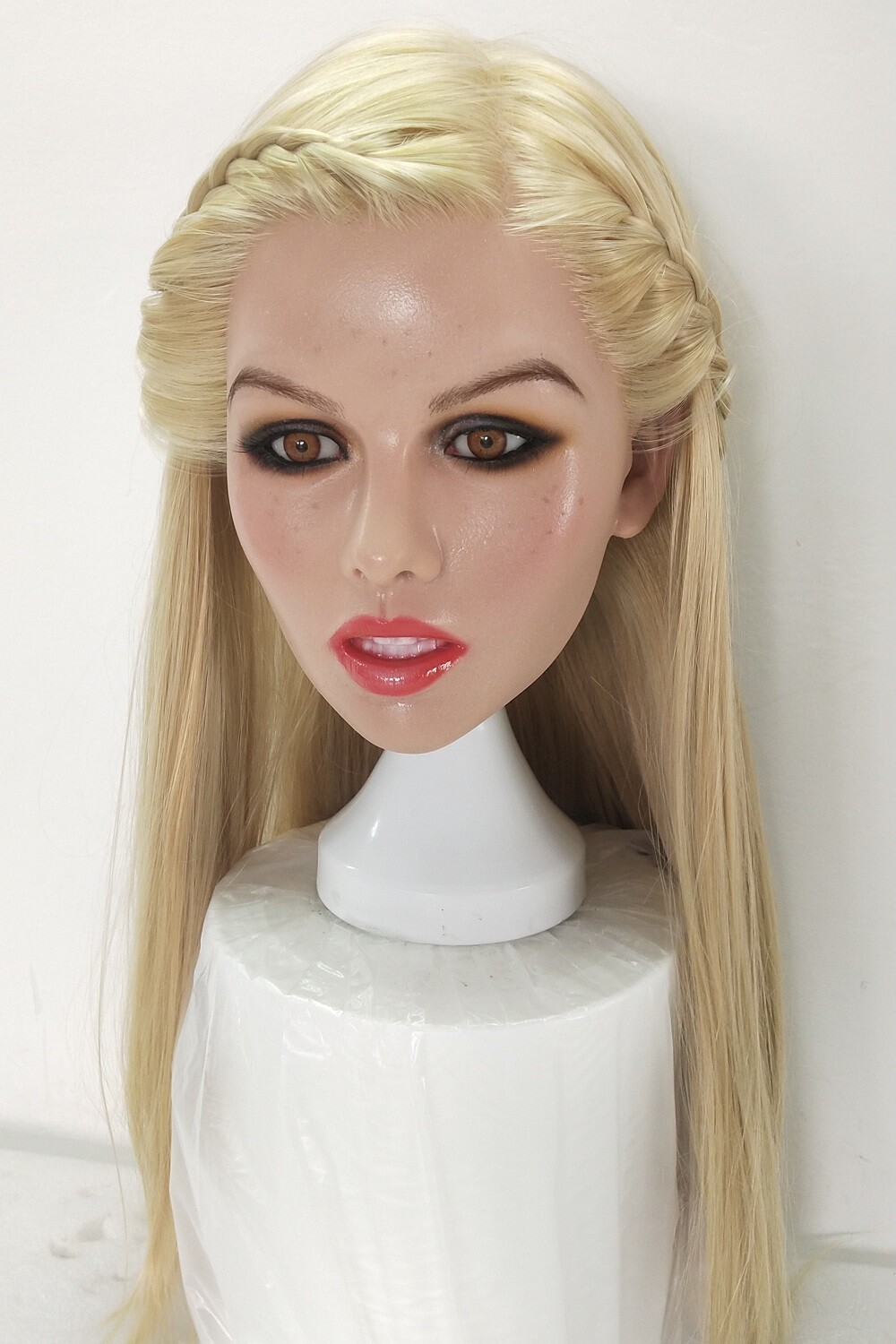 Lifelike Silicone Sex Dol l Heads Implanted Hairs Love Toys For Men