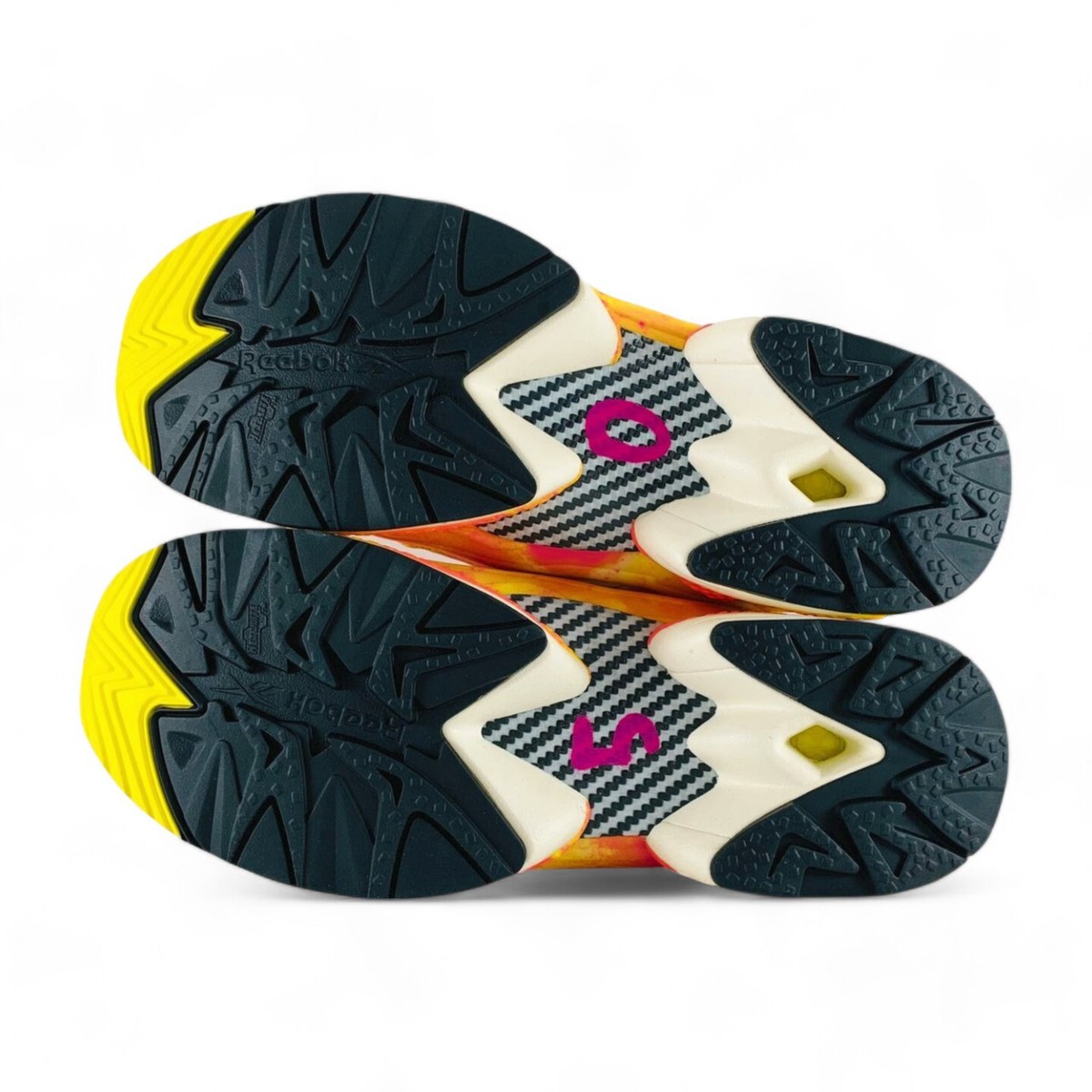 Size 9 - Reebok Smiley x Instapump Fury 50th Anniversary for