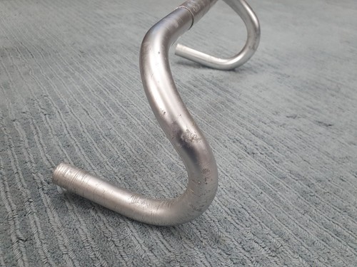 Cinelli Giro D'Italia 64-40 Alloy Handlebars, 26.4mm Clamp Eroica 262556 - Picture 2 of 4