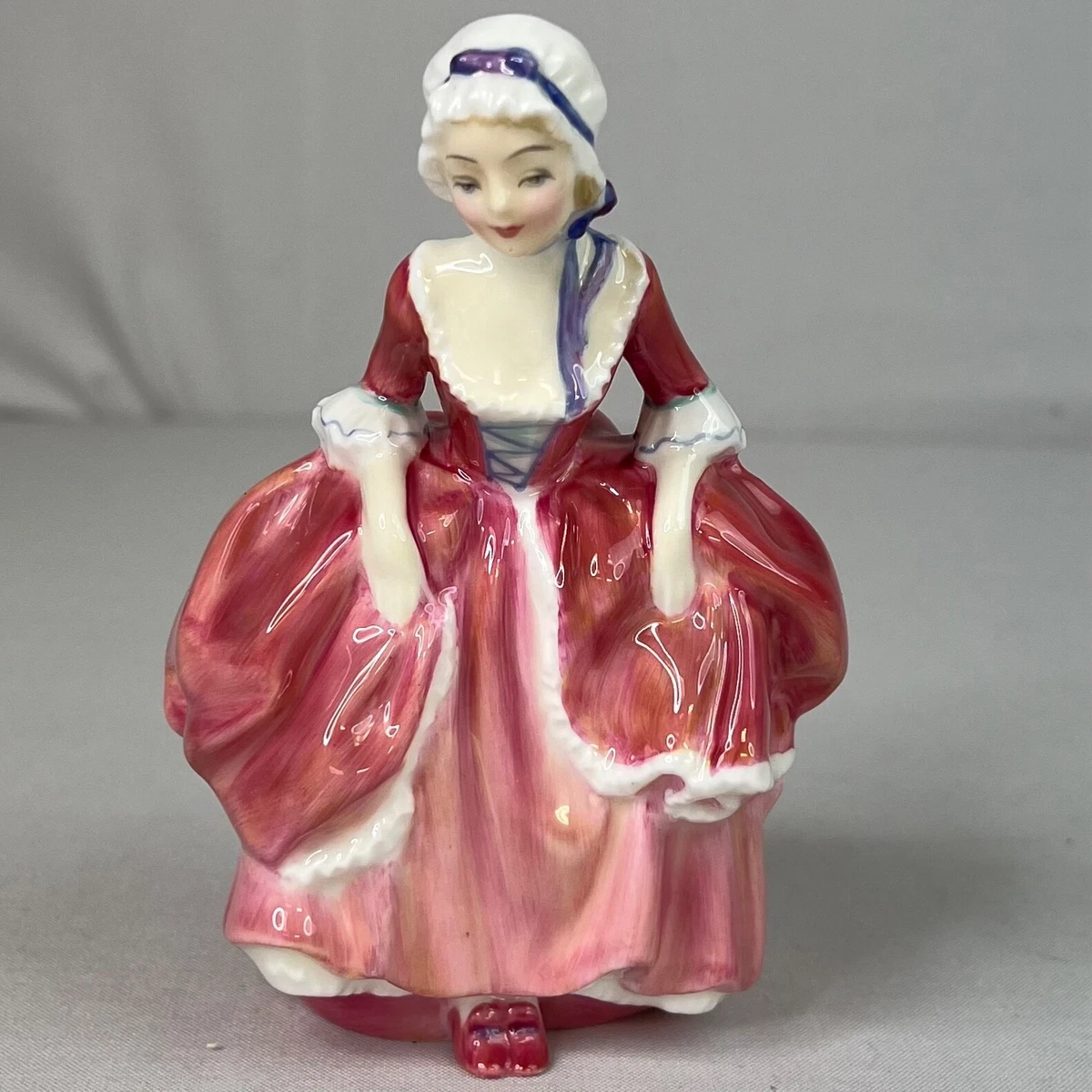 ❣️ロイヤルドルトン2体❣️フィギュリン グッディ トゥー シューズ 美品 Royal Doulton Goody Two Shoes for sale | eBay