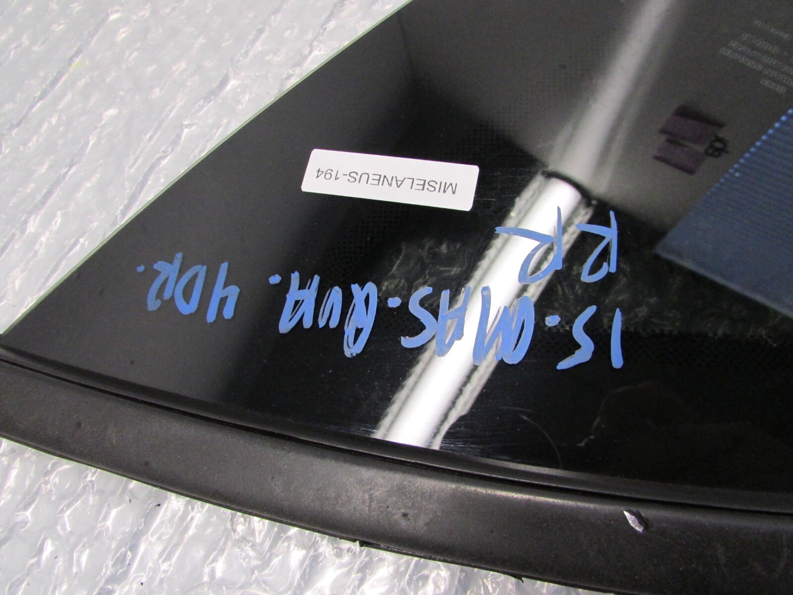 2014-2017 MASERATI QUATTROPORTE REAR RIGHT SIDE DOOR QUATER WINDOW GLASS OEM