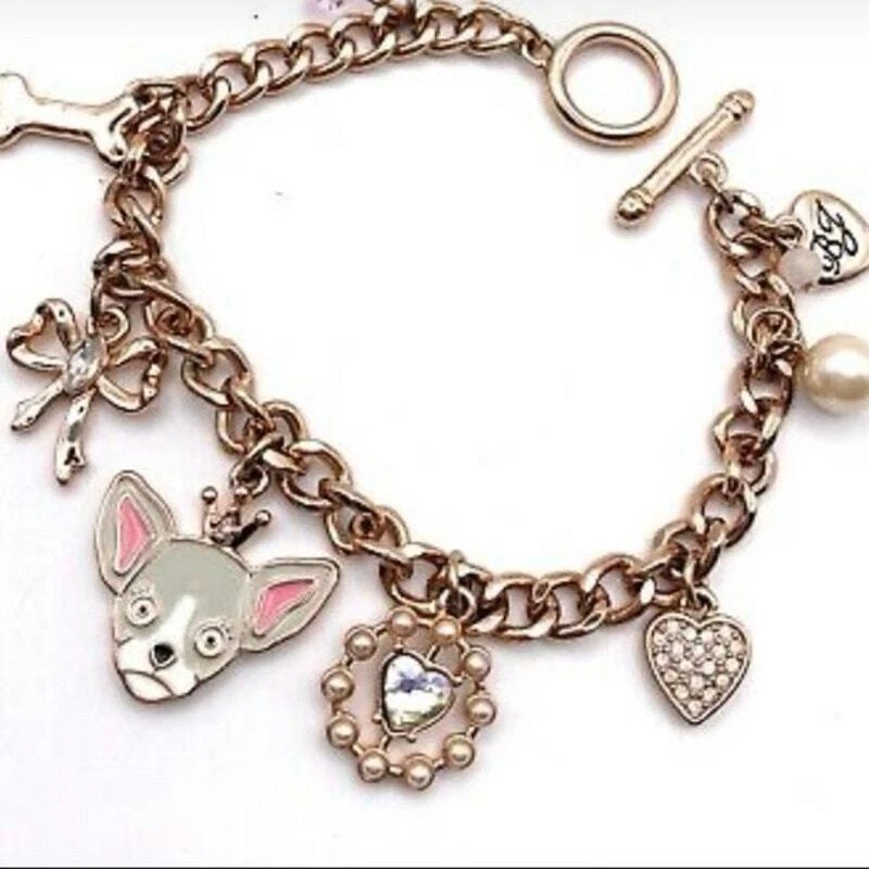 Betsey Johnson Love Me Chihuahua Dog Bone Heart CharmBracelet Rare Rose Gold - Image 2 of 4