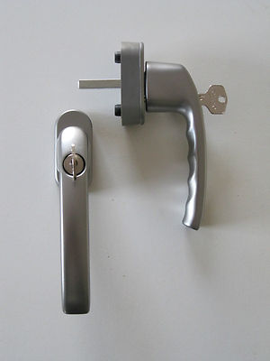 HOPPE Fenstergriff Alu F9 stahl Secu 100+Secustik abschließbar Fensterolive