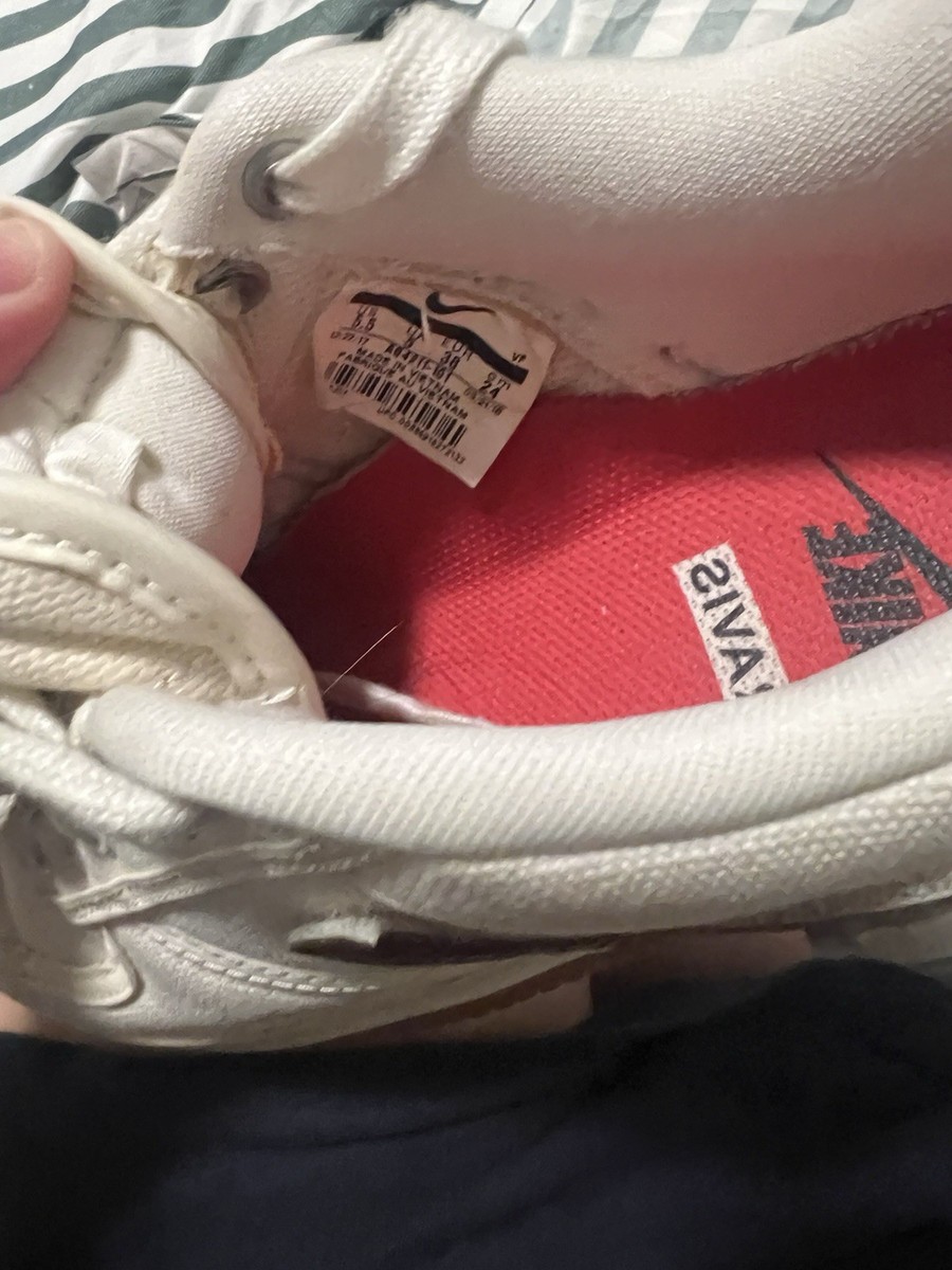 Travis Scott Sails Air Force 1 View 4