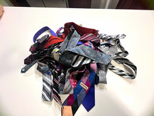 Lot 15-20 Men  s Neckties Geoffrey Beene Paisley  Don Loper Van Heusen Mixed