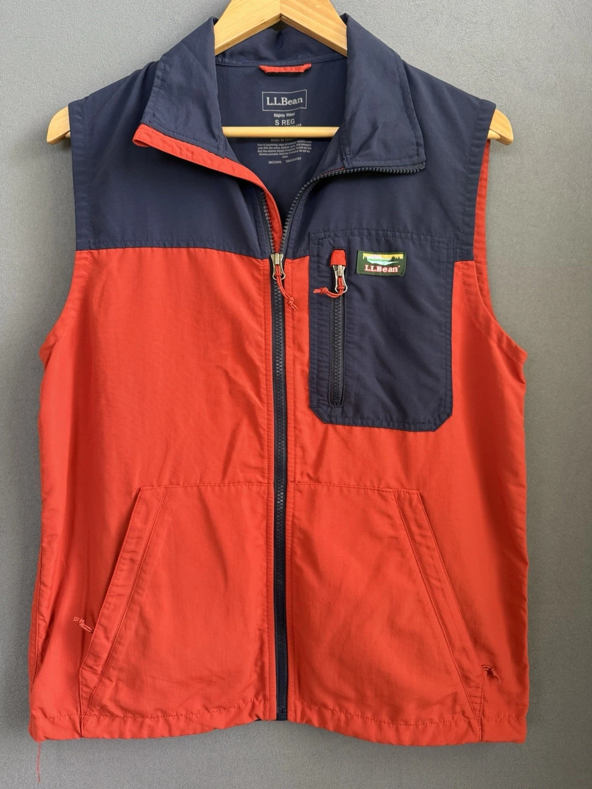 LL Bean Mens Vest Small Slightly Fitted Blue Orange Full Zip Outdoor Hiking
