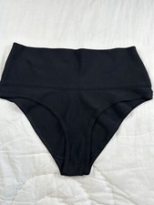 Women's SKIMS Onyx Seamless Sculpt Mid Waist Brief Panty Size LARGE Shapewear