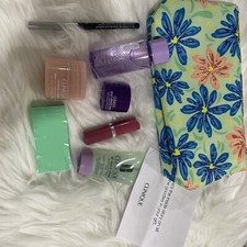 Clinique 7 PCS Makeup / Skincare Travel Gift Set with bag NEW