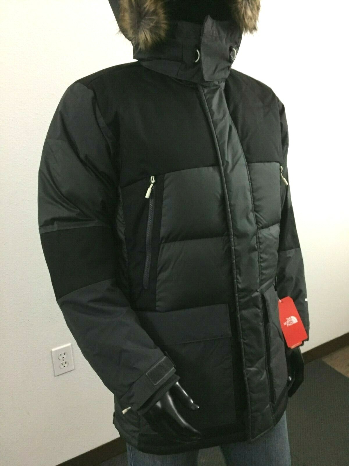 NWT Mens TNF The North Face Vostok Down 