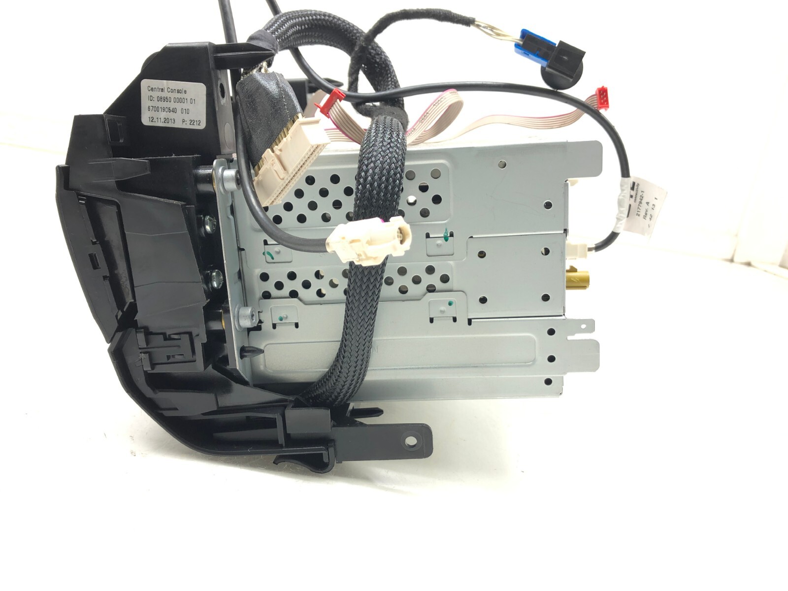 2014-2016 MASERATI GHIBLI RADIO STEREO CD PLAYER OEM.