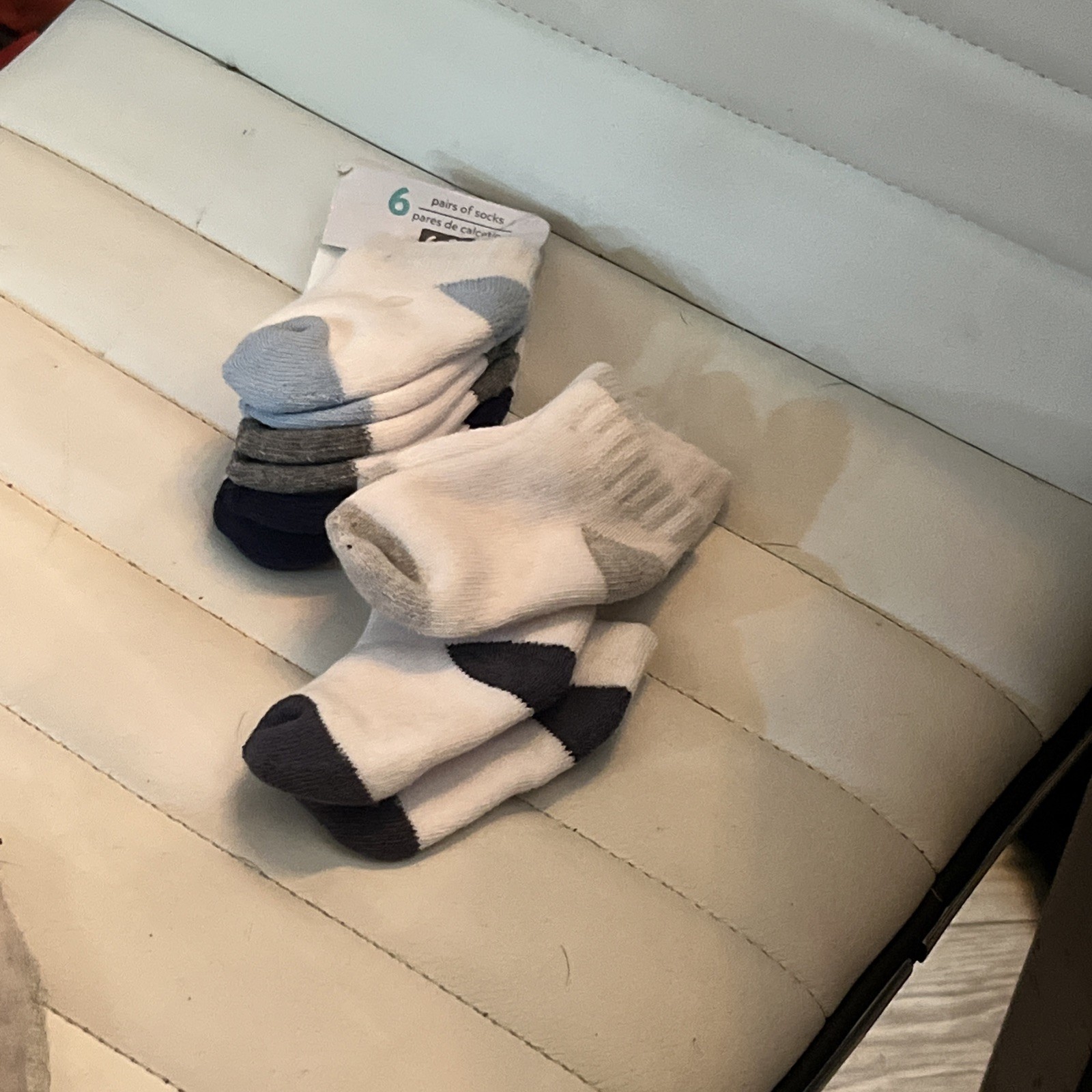 Carter's Child of Mine 6-12 MONTHS Boys 6 PAIRS Crew Socks White Blue Gray