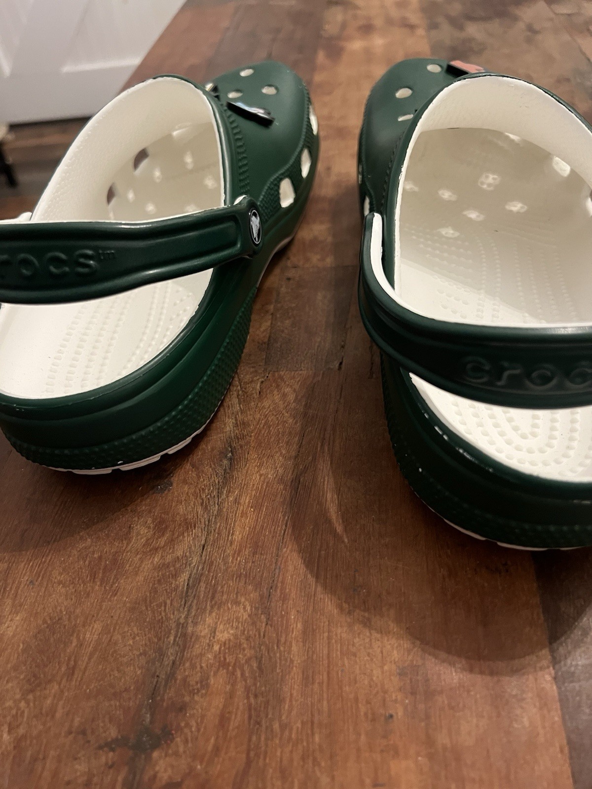RARE Color Crocs Classic Clog Shoes Hunter Green Men’s 10 Women’s 12 Unisex image 6