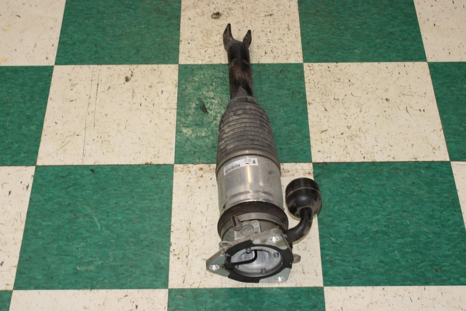 Bentley Flying Spur 2013-2018 Rear Left Air suspension strut