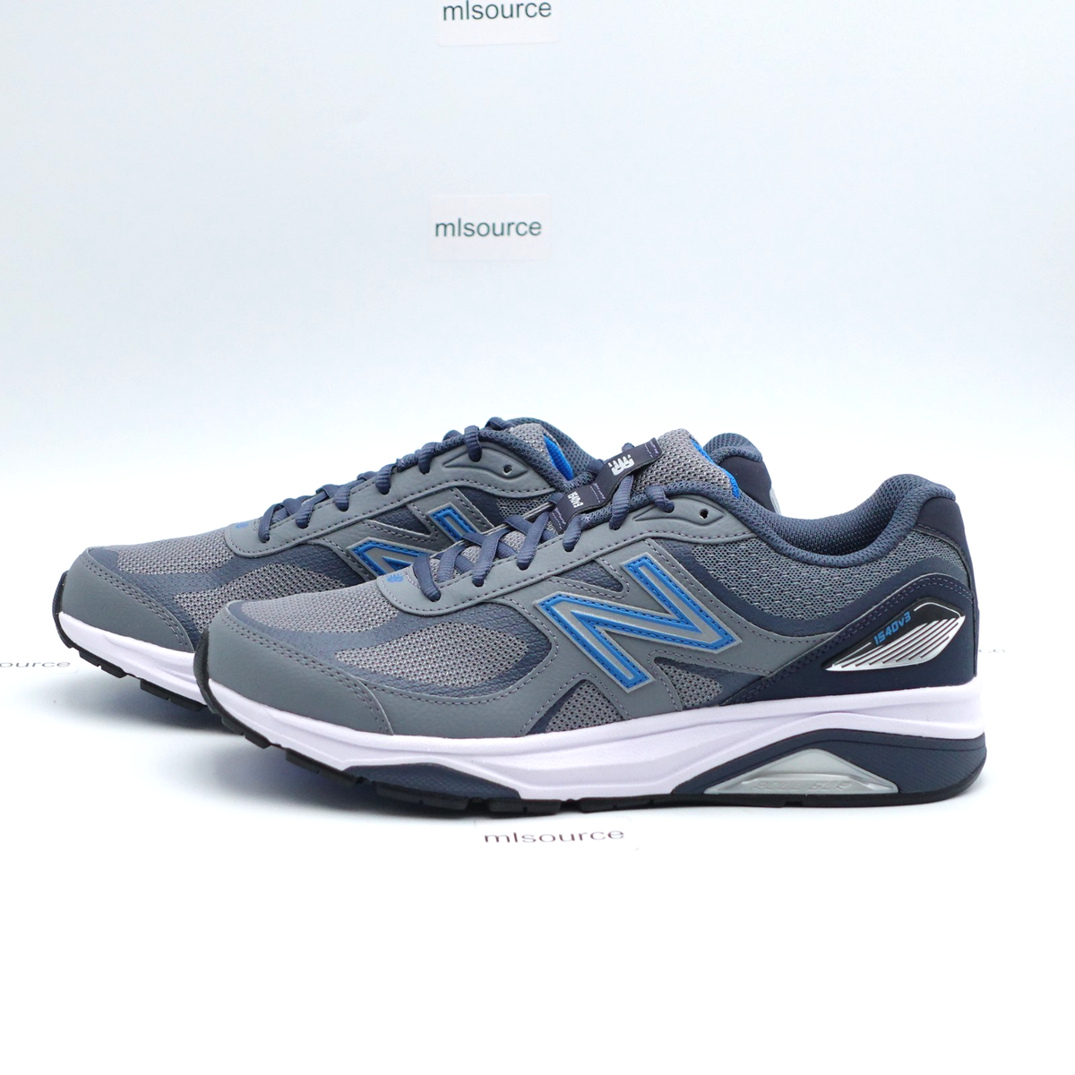 Size 10 Men's New Balance 1540 V3 Walking Shoes M1540MB3