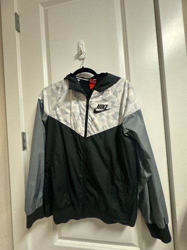 Nike Youth Windrunner Windbreaker Hooded Full-Zip Jacket