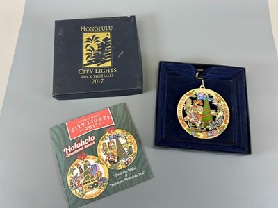 Honolulu City Lights Deck the Halls Christmas Ornament 2017 Mele Kalikimaka