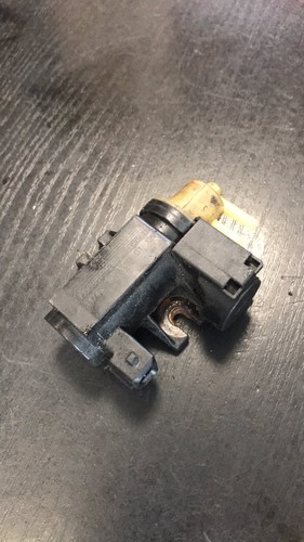 BMW F 01 550i N63 Motor Turbo Magnetventil Satz 7626350