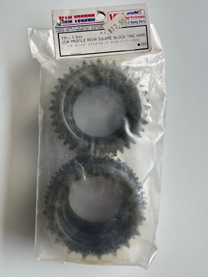 Team Yokomo TR-10H Low Profile Rear Square Block Reifen Hard - 870c - NOS