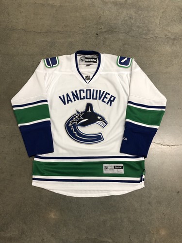 2011 canucks jersey