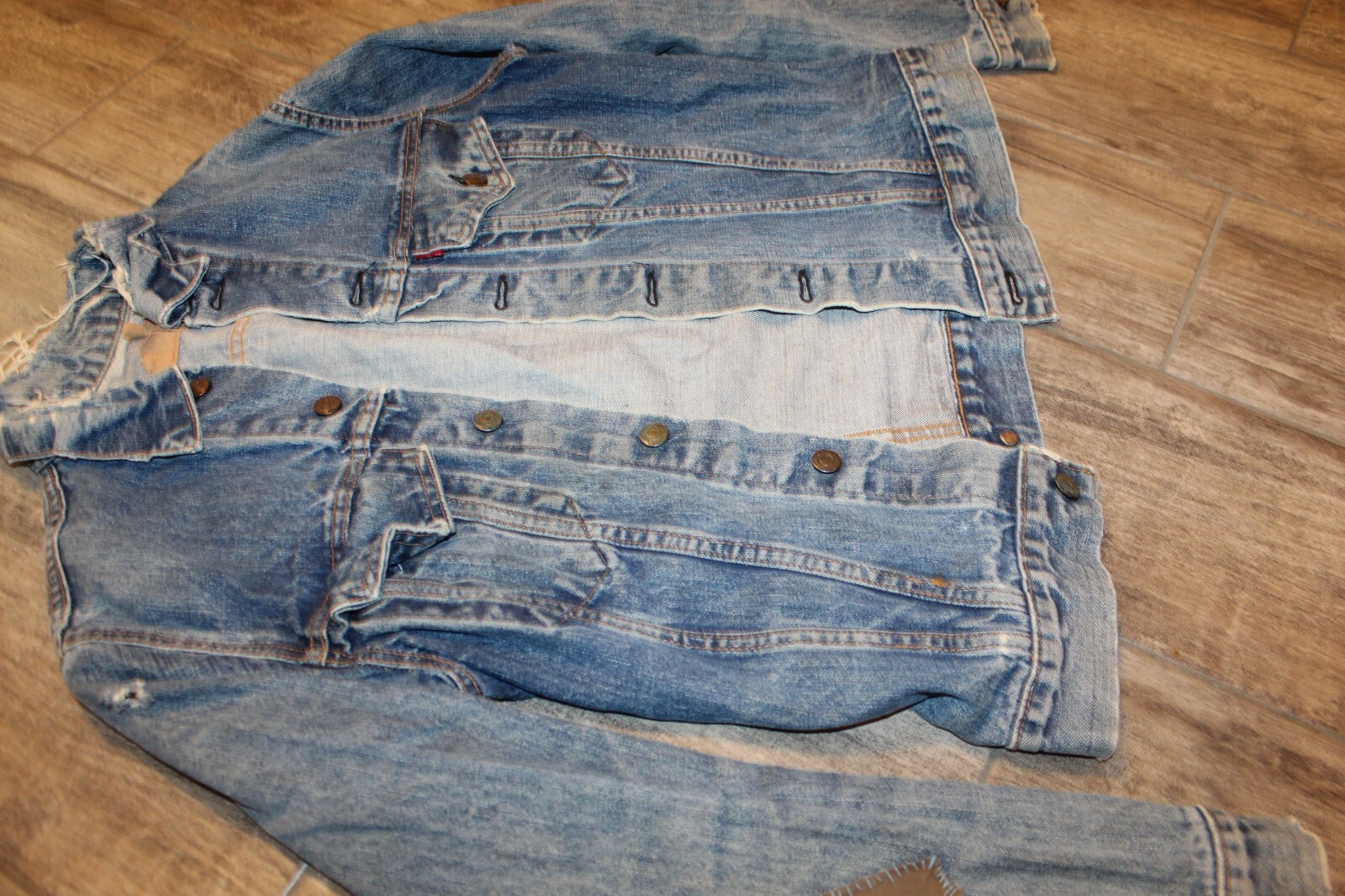 RARE Vtg LEVIS BIG E Denim Jean Size Small Cotton Distressed Trucker Jacket image 10