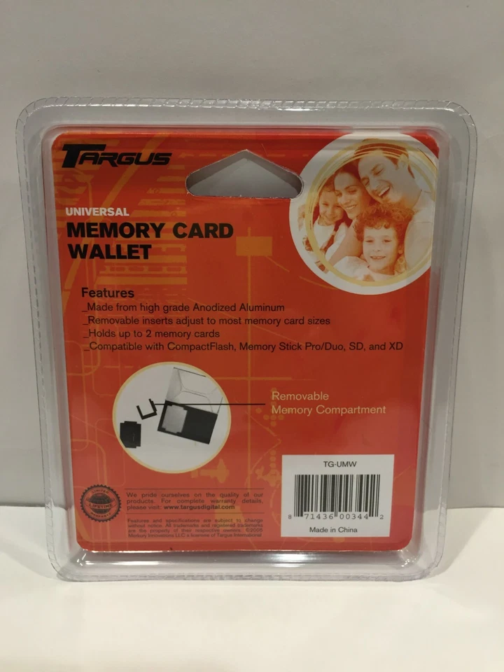 New Targus Universal Digital Memory Card Wallet TG-UMW Aluminum - Image 2 of 3