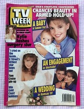 TV WEEK MAGAZINE - ISSUE DATE - 13 JUNE 1992 - TOM CRUISE PIN UP