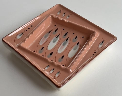 STANGL POTTERY  Ashtray, Mid-Century Vintage Thistle Retro Design 3914A Coral