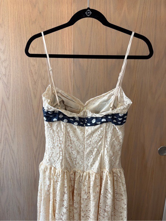 $319 NWT For Love and Lemons “Lucy” Lace Midi Dress in Light Yellow Sz Small image 10