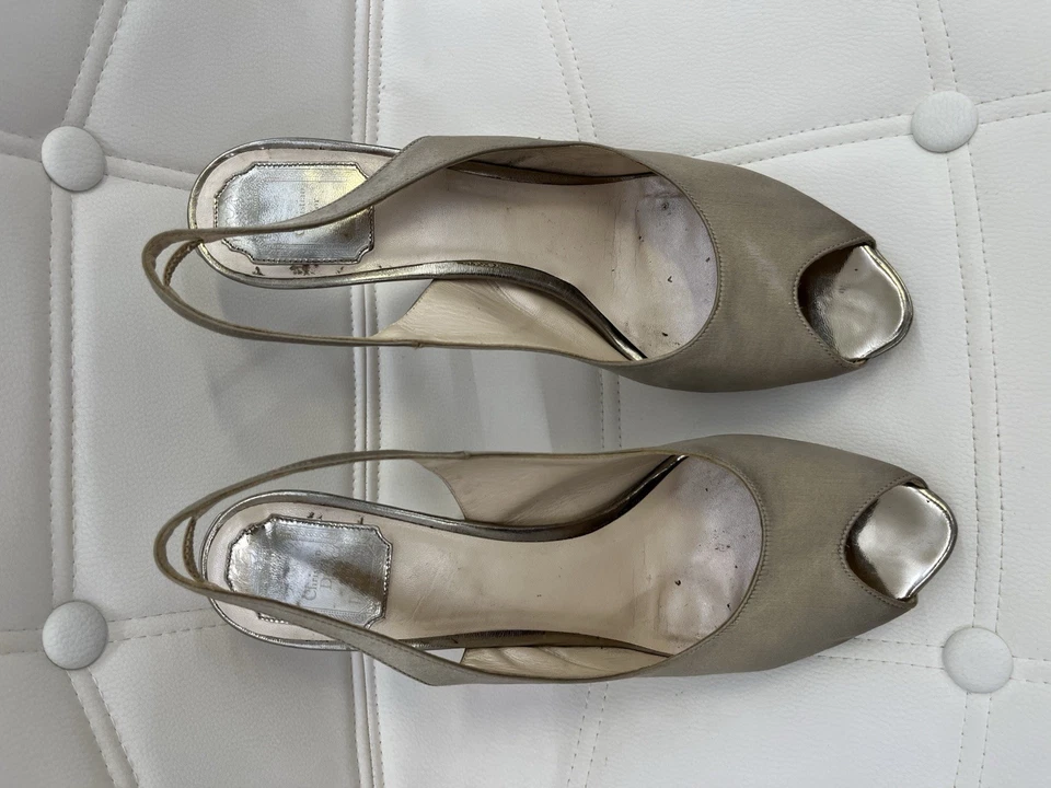 CRISTIAN DIOR Elegante Dorado Peep-toe Eslinga Trasera Tacones Talla 42 10.5 Cuero Satinado Foto 2 de 4