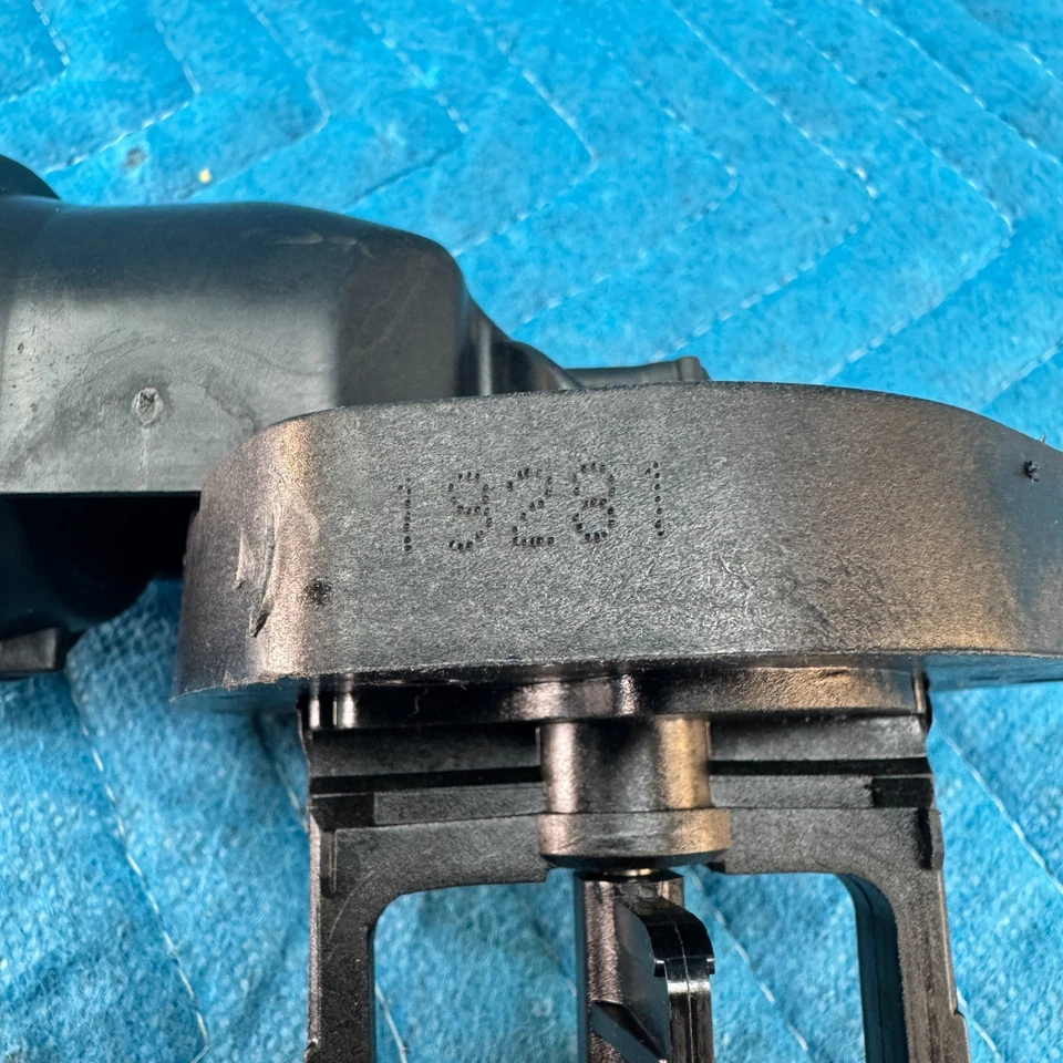 2016-2020 INFINITI QX60 válvula coletora de admissão genuína 14010-JP01A FABRICANTE DE EQUIPAMENTO ORIGINAL - Imagem 2 de 4