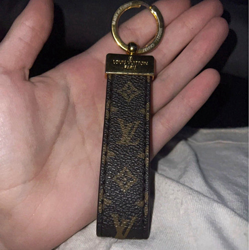 Louis Vuitton Dragonne Monogram Key Holder Keychain Brown/Gold org $330