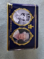 Collectible Queen Elizabeth II Tea Caddy + 40 English Breakfast Teabags - NEW