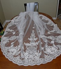 601v Charming Bridal Ivory Applique Lace 3m Wedding Veil w Comb