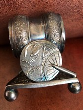 EASTLAKE VICTORIAN-NAPKINRING HOLDER BATS, FAN CARTOUCHES