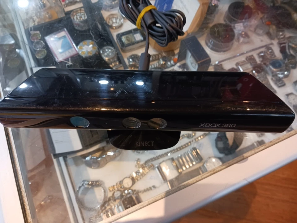 GENUINE MICROSOFT XBOX 360 KINECT SENSOR IN BLACK (1414) WORKS GREAT ! - Image 4 of 4