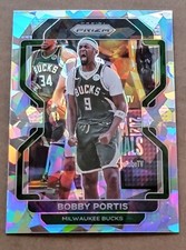 2021-22 Panini Prizm Bobby Portis Silver Cracked Ice  #87