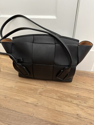 BOTTEGA VENETA Black Arco Tote Bag Size OS with dust bag and