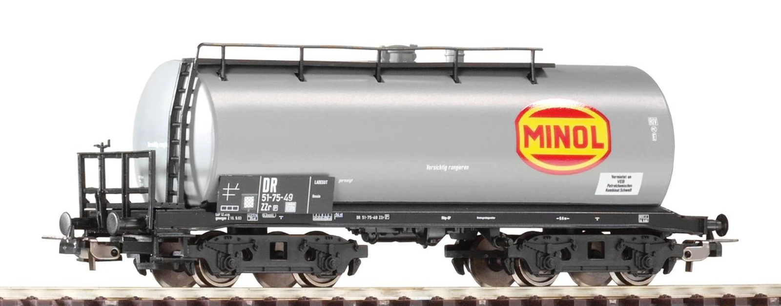 Piko 54498 HO Gauge Classic DR Minol Bogie Tank Wagon III