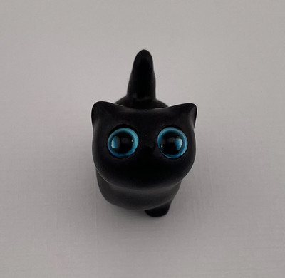 Adorable Tiny Black Wood Cat With Blue Eyes Desk Figurine 1.25 Inch