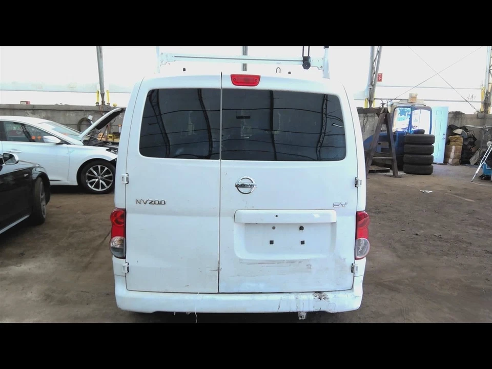 Brake Master Cylinder Fits 13-21 NV200 6737830 - Image 3 of 4