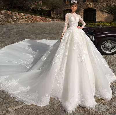 Elegant Long Sleeve Lace Vintage Wedding Dresses Luxury O Neck Appliques