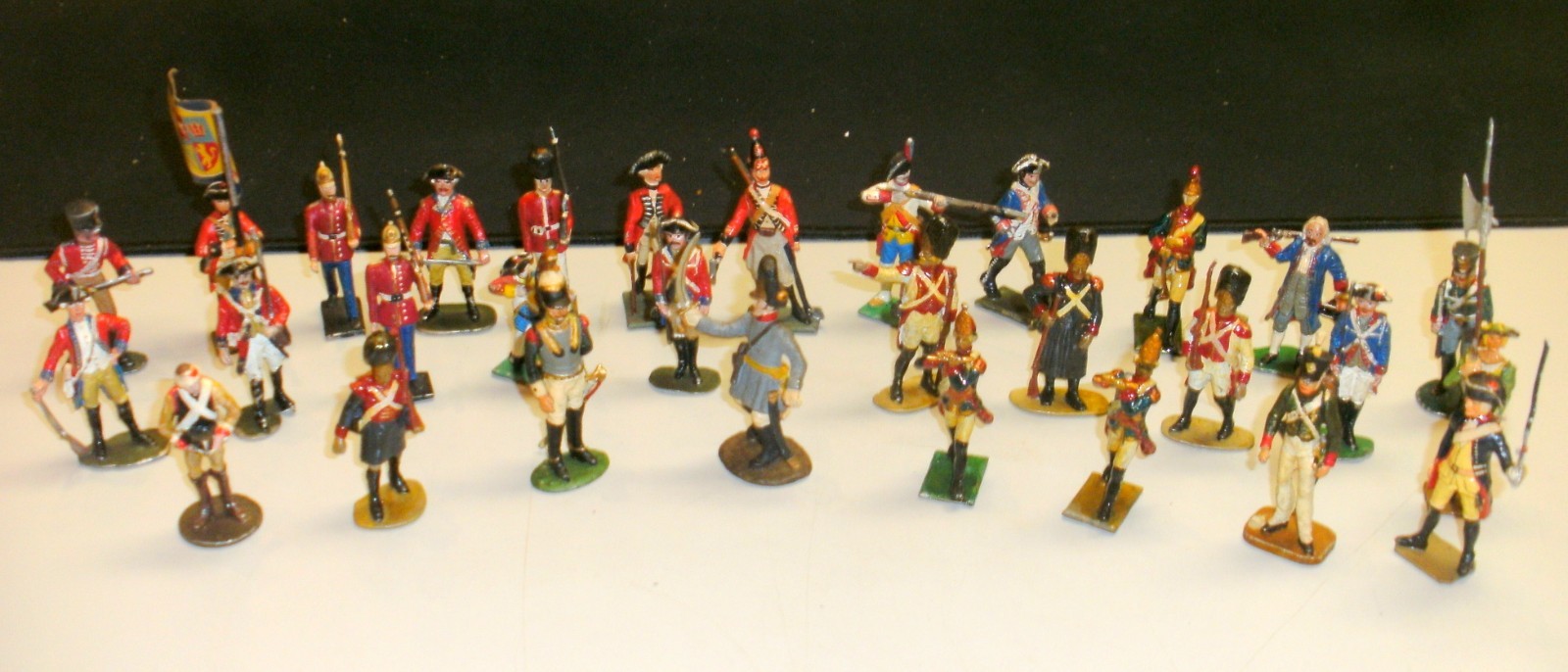 30 Handbemalte Zinnsoldaten, 6-7 cm hoch, super Zustand, sehr selten