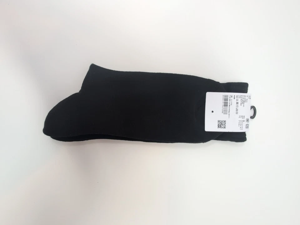 Uniqlo Japan Kaws X Warhol Black Banana Socks 27-29cm (Adults US Size 9-11) NWT - Image 2 of 2