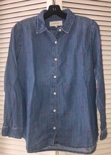 The GREAT Women's Button Down Heart Chambray Shirt Size 1 Or Small
